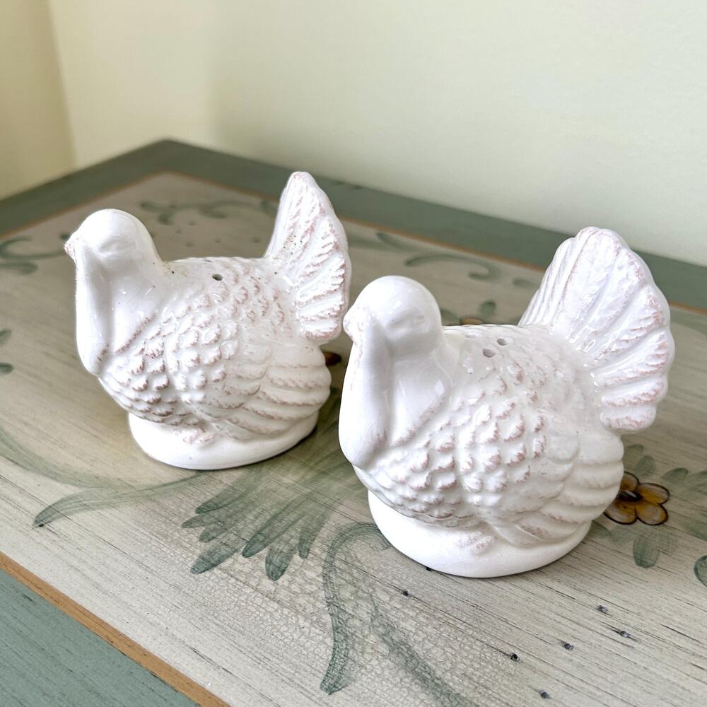 Vintage Ceramic Turkey Salt and Pepper Shakers | Cottagecore Farmhouse Rustic